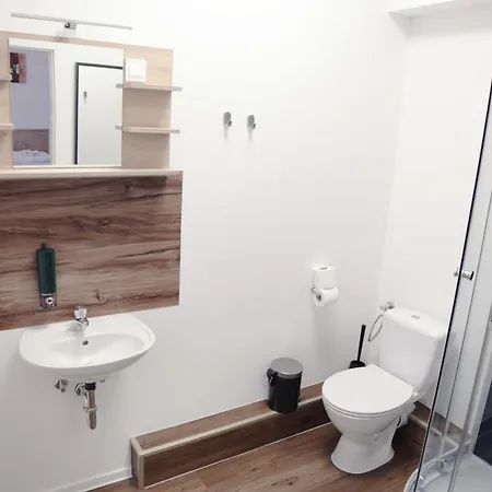 Apartment Hive - Direkt An Der Messe *