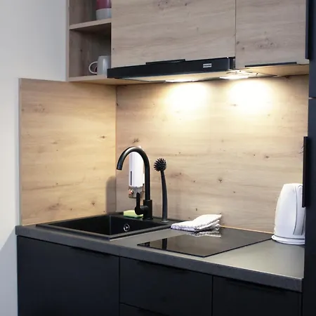 Hive - Direkt An Der Messe