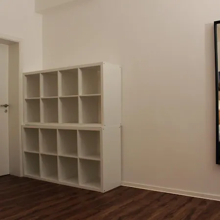 Hive - Direkt An Der Messe