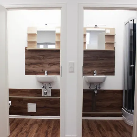 Hive - Direkt An Der Messe * Hanower